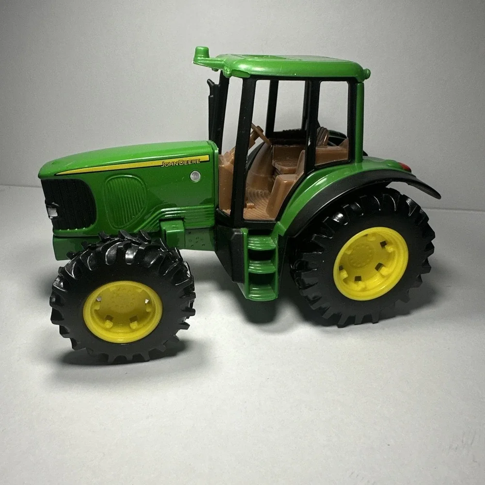 John Deere Tractor Metal Plastic Toy ERTL